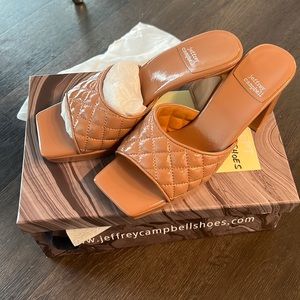 JEFFREY CAMPBELL Nana Quilted Platform Mule Sandal Tan Crinkle Patent size 8 NIB
